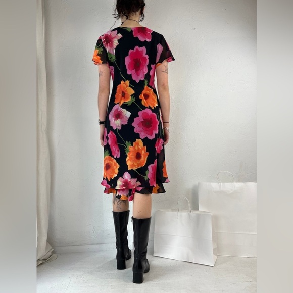 Vibrant Floral Midi Dress - Picture 13 of 15